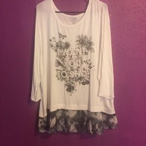 Women’s avenue top size 22/24